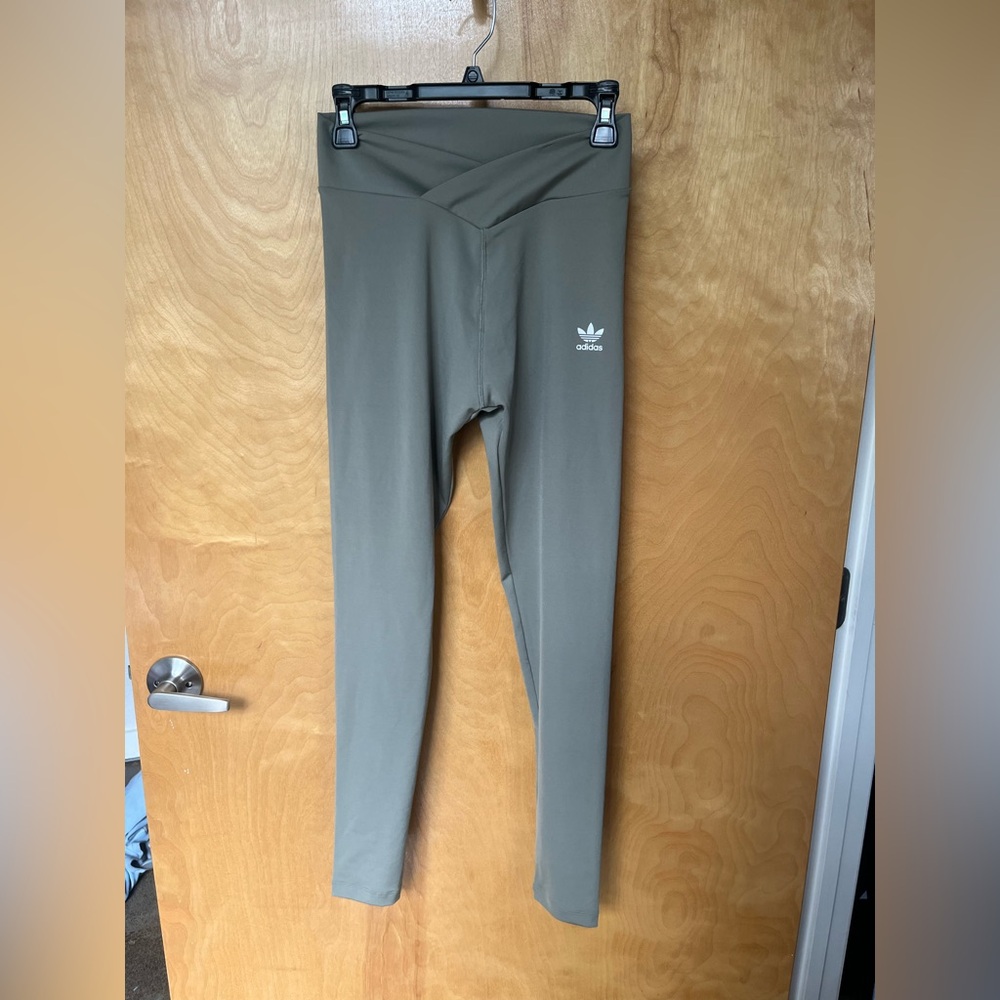 Never Worn Adidas Taupe/Olive Leggings
